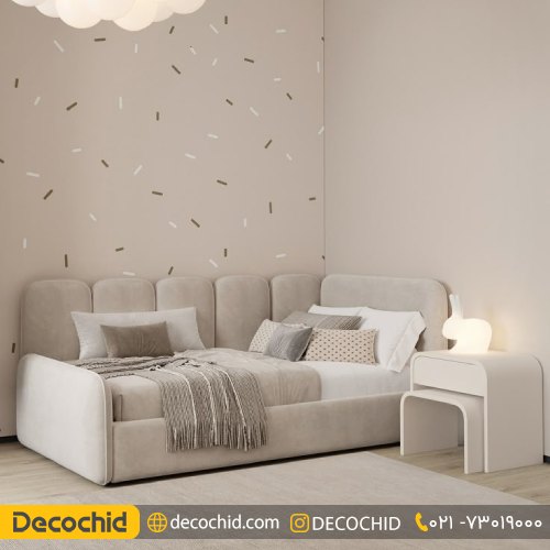 تخت دخترانه جوان زیبا