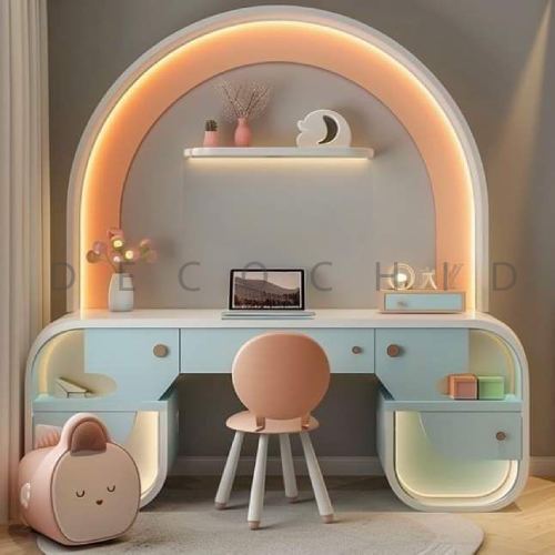 تزیین میز تحریر کوچک