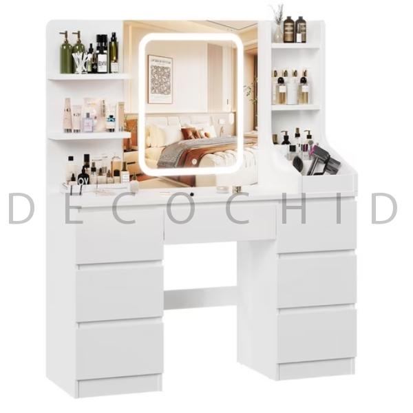 میز آرایش سفید D.8022